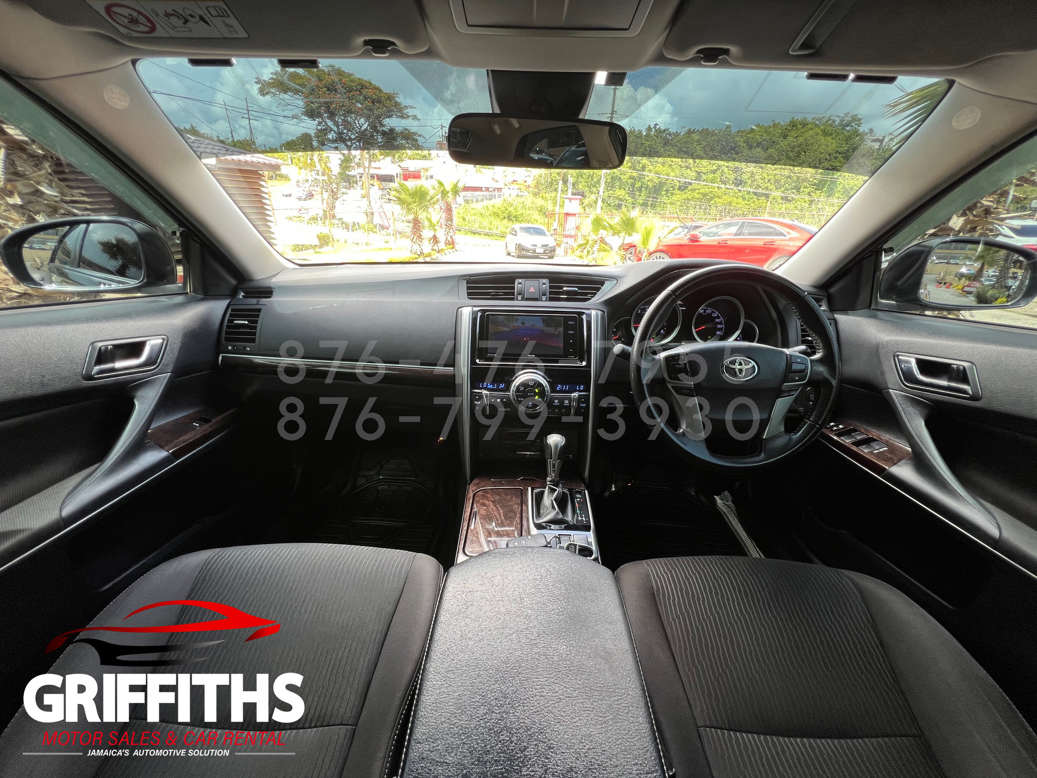 Vehicle Image 9